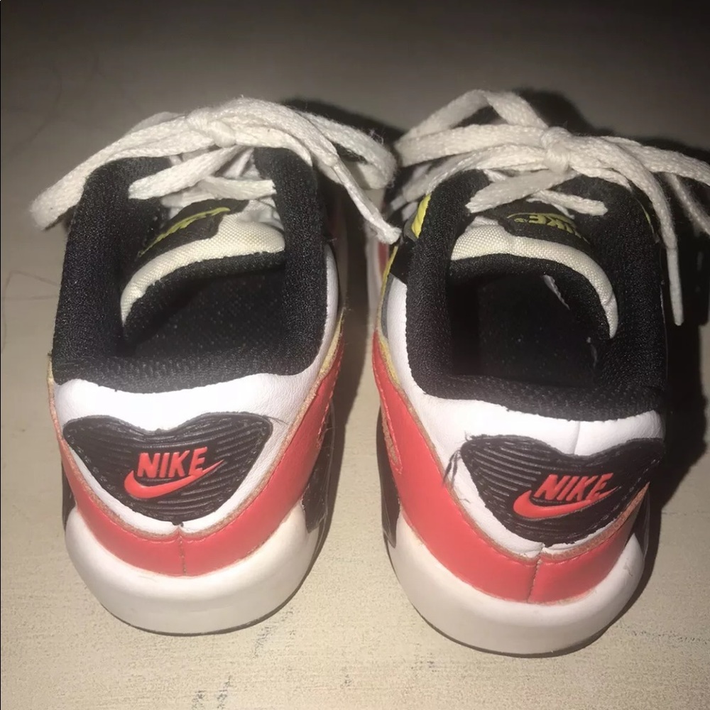 Toddler Nike shoes Size 8